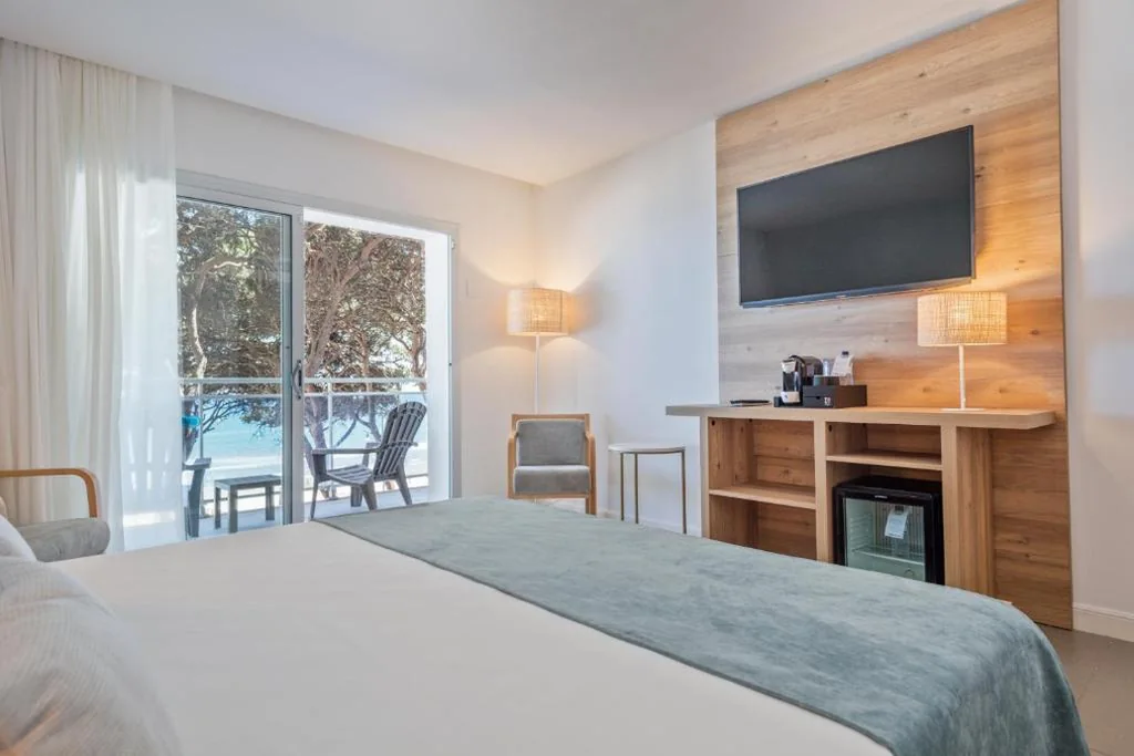 Chambre double supérieure avec vue latérale ou frontale — Hotel Best Terramarina
