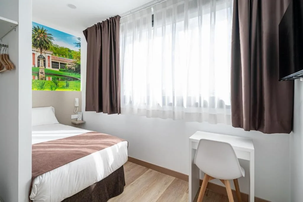 豪华单人间 — Hotel BESTPRICE Alegría
