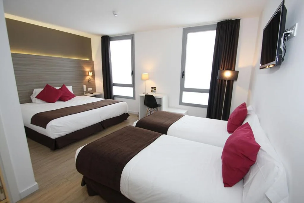 Superior Family Room — Hotel BESTPRICE Diagonal