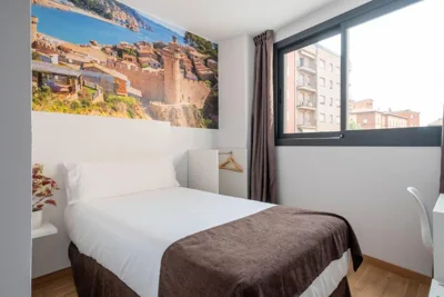 Hotel BESTPRICE Girona — foto 2