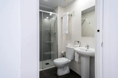 Hotel BESTPRICE Girona — foto 10