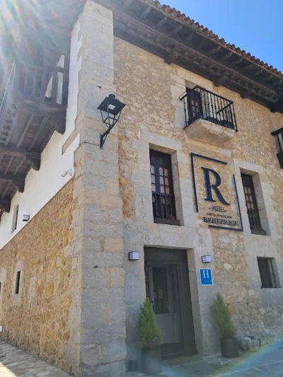 Hotel BESTPRICE Santillana — foto 6
