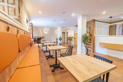Hotel BESTPRICE Santillana — foto 8