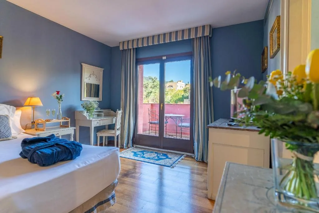 带露台双人间 — Hotel Blancafort Spa Termal