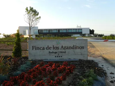 Hotel-Bodega Finca de Los Arandinos — foto 8