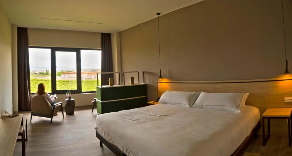 Superior Suite with Parking — Hotel Bodega FyA - GRUPO PIÉROLA
