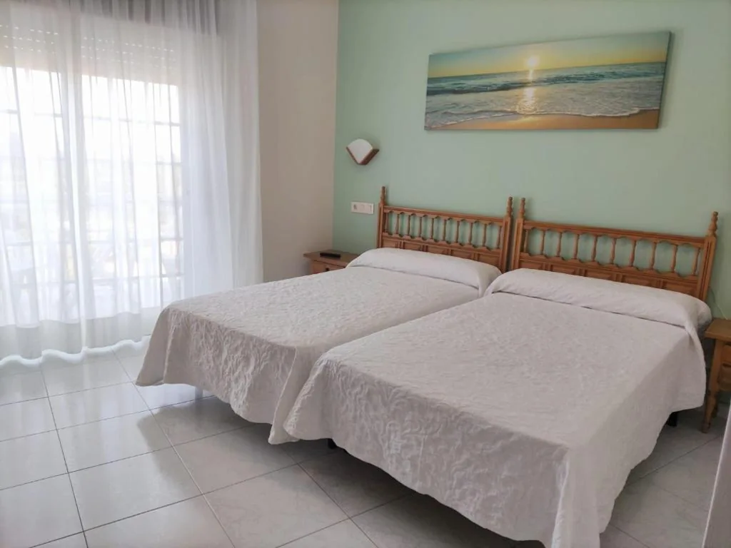 标准双床间 — Hotel Bonaire