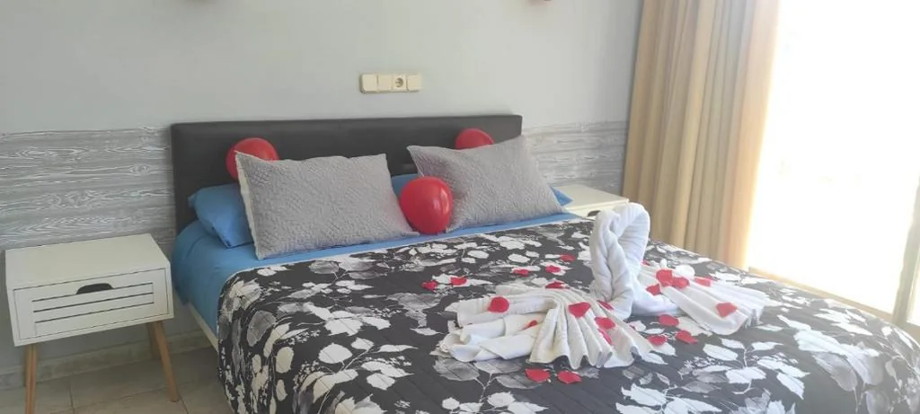舒适双人间（带阳台） — Hotel Bonsol ADULTS ONLY