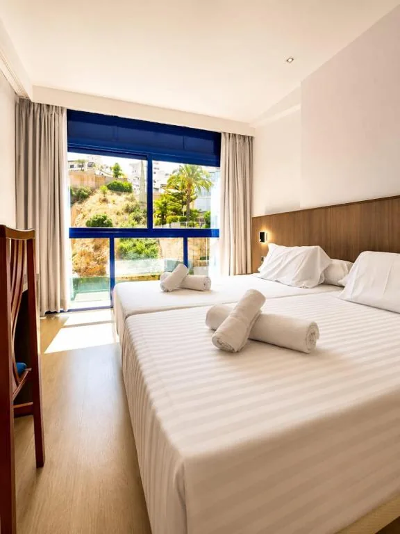 Quarto Duplo Standard - 2 camas — Hotel Bossh Lido