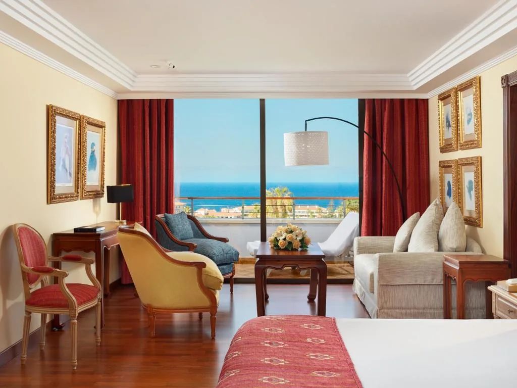 Habitación Doble Deluxe Superior con vistas al mar — Hotel Botanico y Oriental Spa Garden