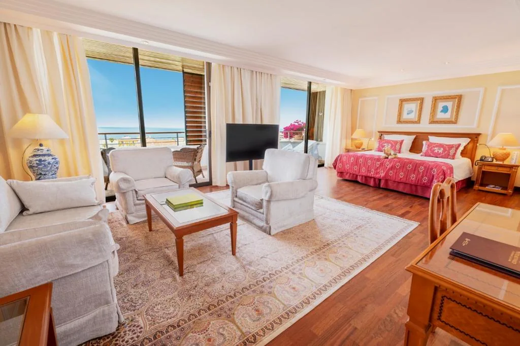 Suite Junior Ambassador con vistas al mar — Hotel Botanico y Oriental Spa Garden
