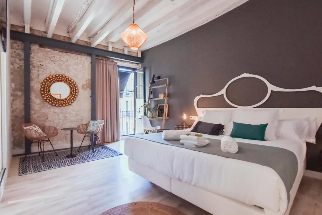 Habitación Doble Superior — Hotel Boutique Alicante Palacete S.XVII Adults Only
