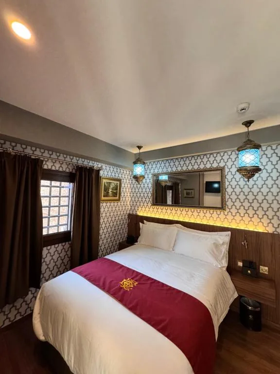Standard Double Room — Hotel Boutique Casón De Los López