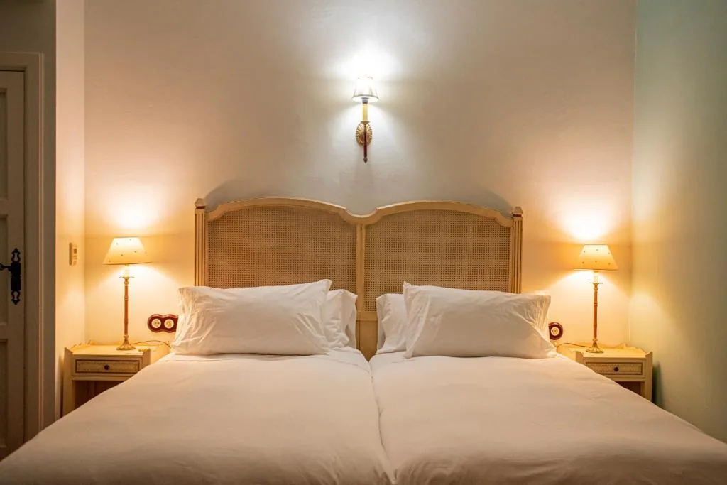 Standard Twin Room — Hotel Boutique Conde de la Corte
