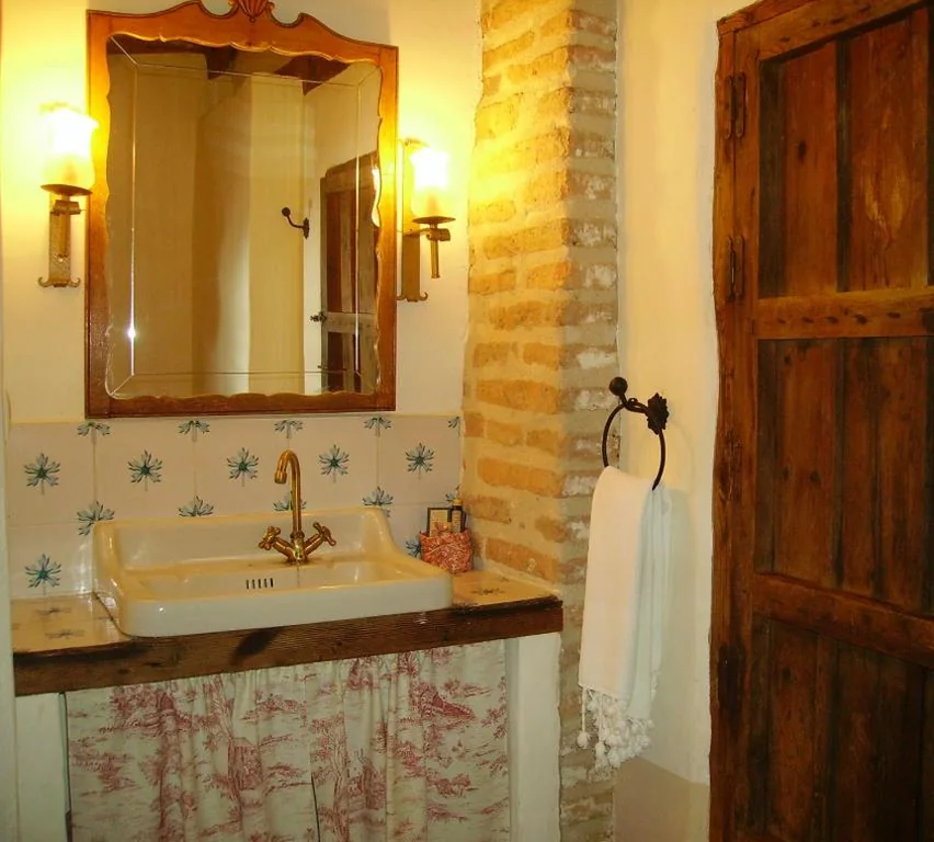 Double Room - 2 Beds — Hotel Boutique Condes Fúcares