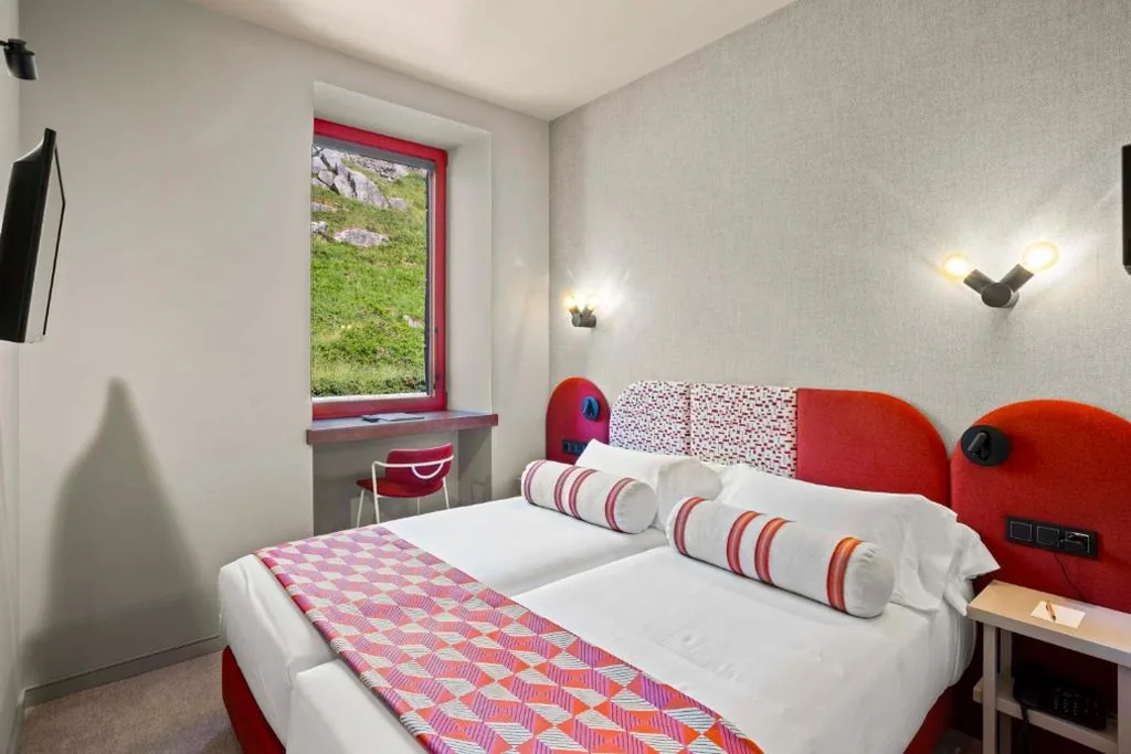 Habitación Doble con vistas a las montañas - 2 camas — Hotel Boutique Faro Silleiro