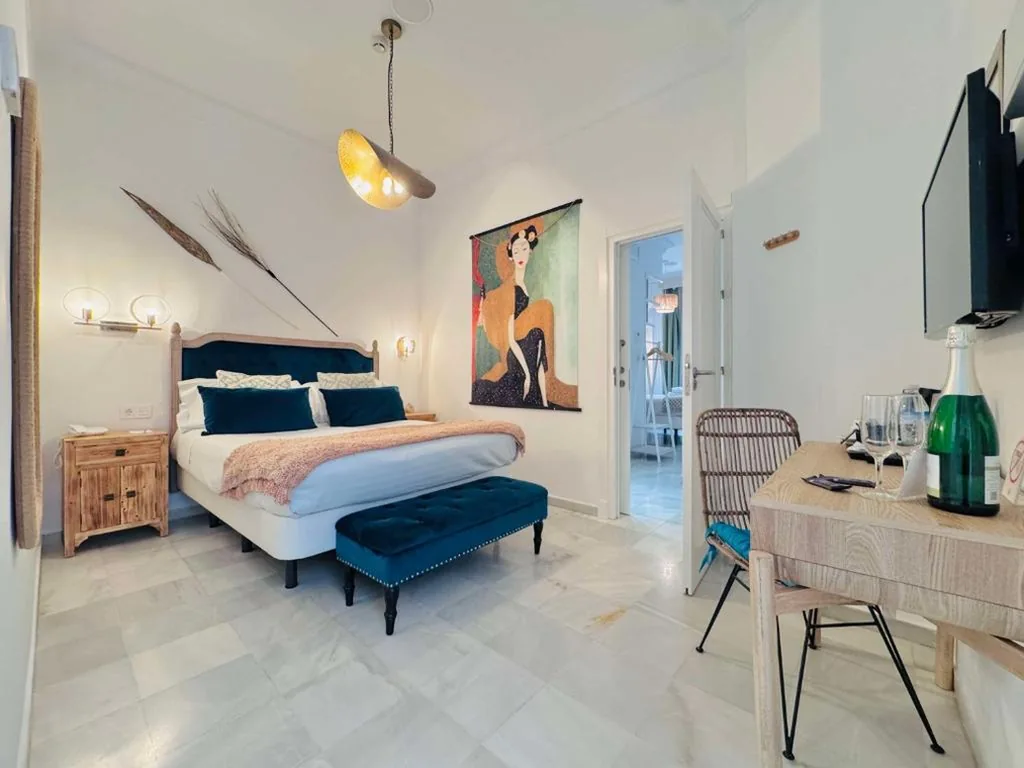 Camera familiare con balcone — Hotel Boutique Las Cortes De Cádiz
