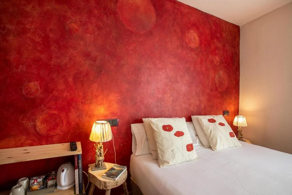 ベーシックダブルルーム — Hotel Boutique Niu de Sol - Designed for Adults