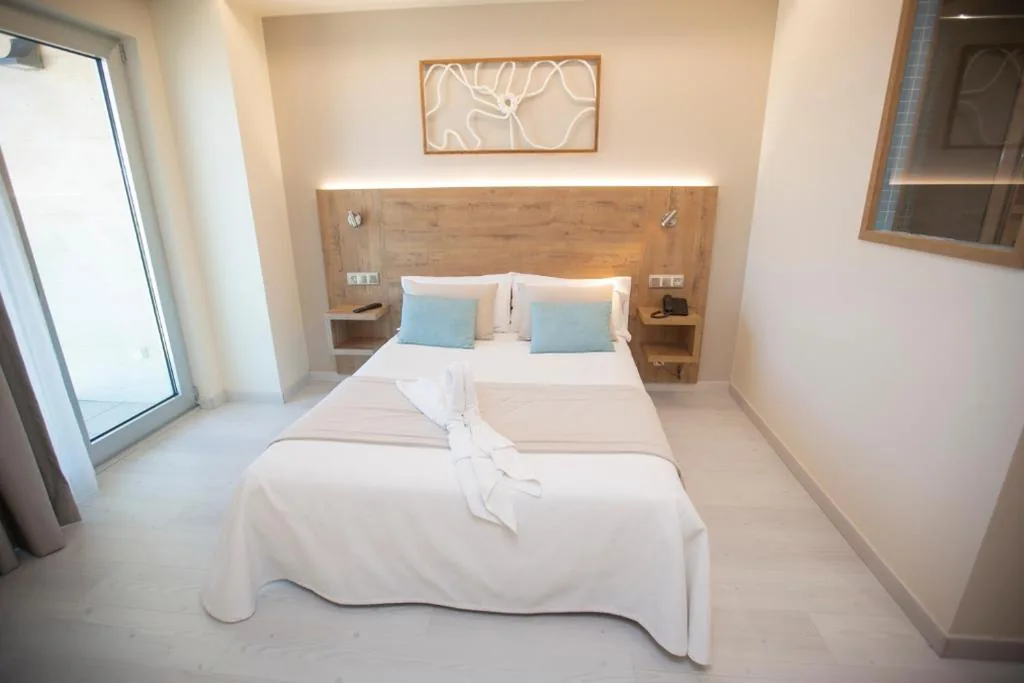 Camera doppia con vista sul mare — Hotel Boutique O Náutico Laxe