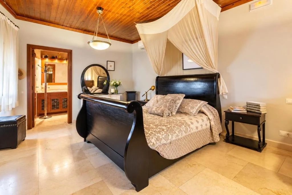 Suite con terraza — Hotel Boutique Palacio Arudecas