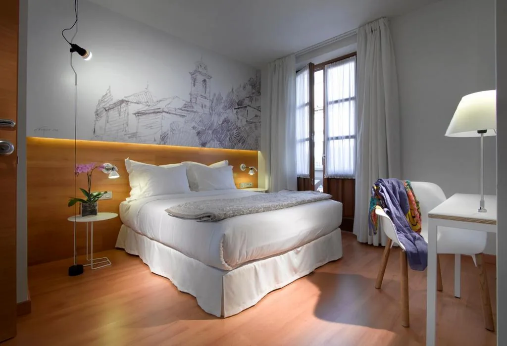 Camera doppia Deluxe - 1 o 2 letti — Hotel Boutique Párraga Siete