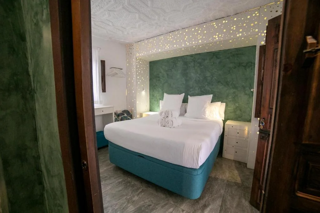 Índigo (Double Superior Romantic) — Hotel Boutique Patio del Posadero