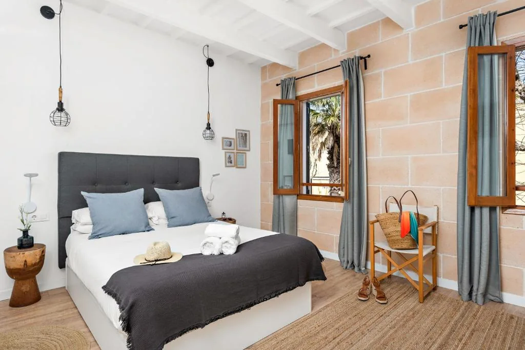 Habitación Doble Deluxe — Hotel Boutique Ses 5 Claus