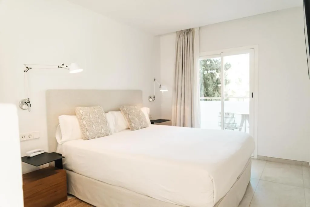 Suite — Hotel Boutique & Spa Las Mimosas Ibiza