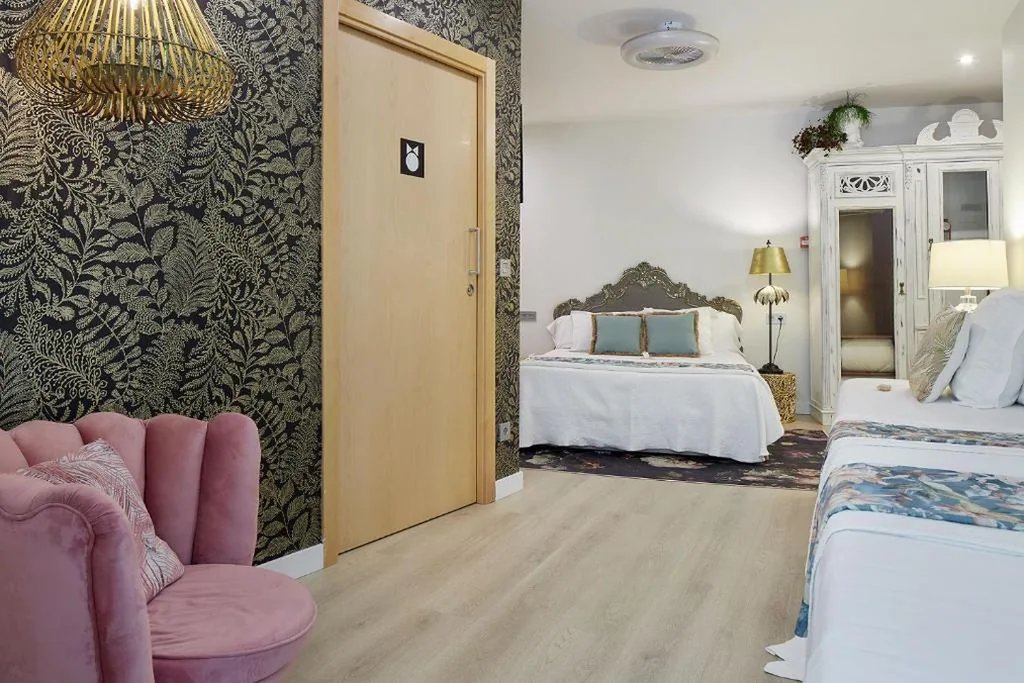 Vierbettzimmer — Hotel Boutique Txanka Erreka PARKING INCLUIDO