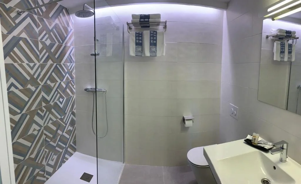 Deluxe tweepersoonskamer met uitzicht op het zwembad - 1 of 2 bedden — Hotel Brisa Ibiza - Adults only