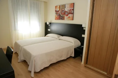 HOTEL BRUMA II — Foto 2