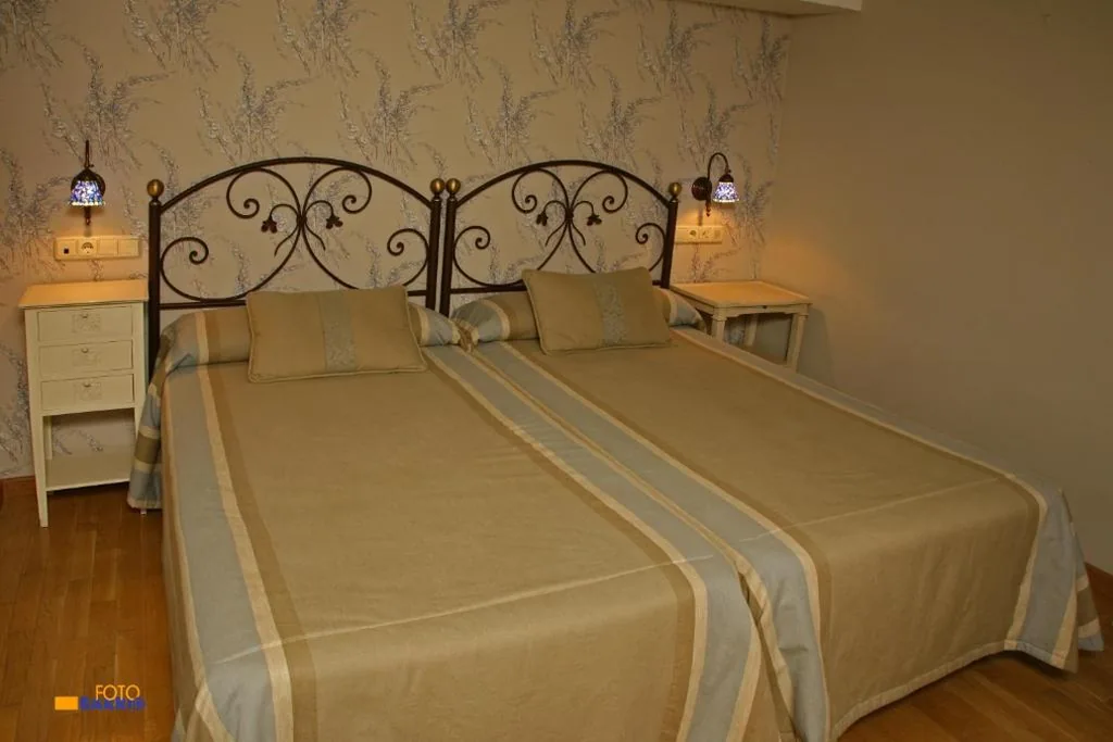Habitación Doble con vistas — Hotel Bujaruelo