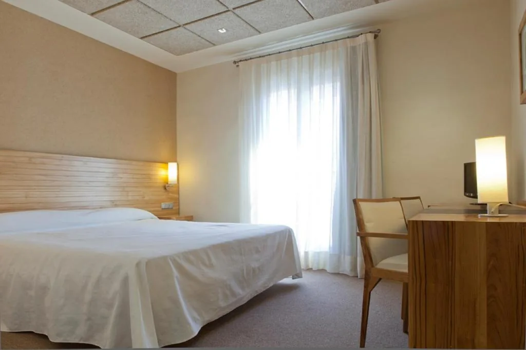 Habitación Familiar (2 adultos y 2 niños) — Hotel Bulevard