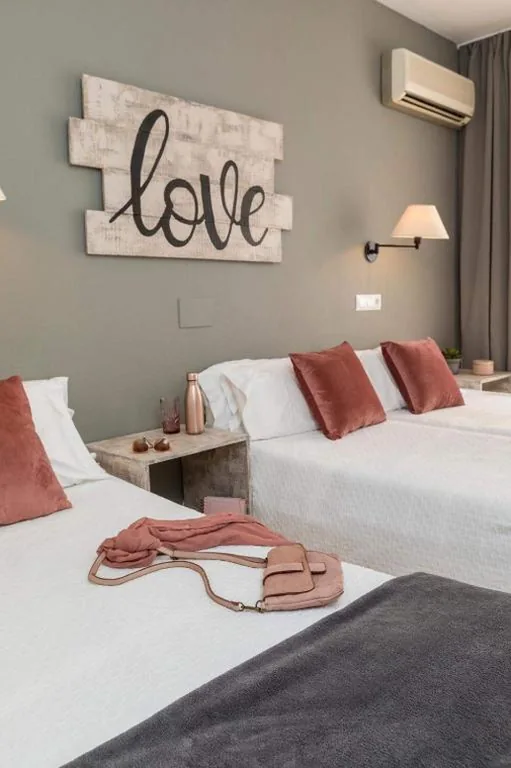 Habitación Quíntuple (5 adultos) — Hotel Bulevard
