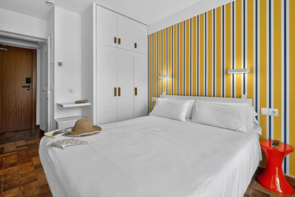 Habitación Doble Estándar — Hotel Cadaqués1962 by Fimedhotels