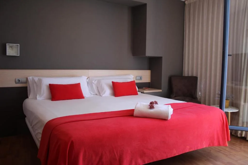 Suite — Hotel Cal Tet