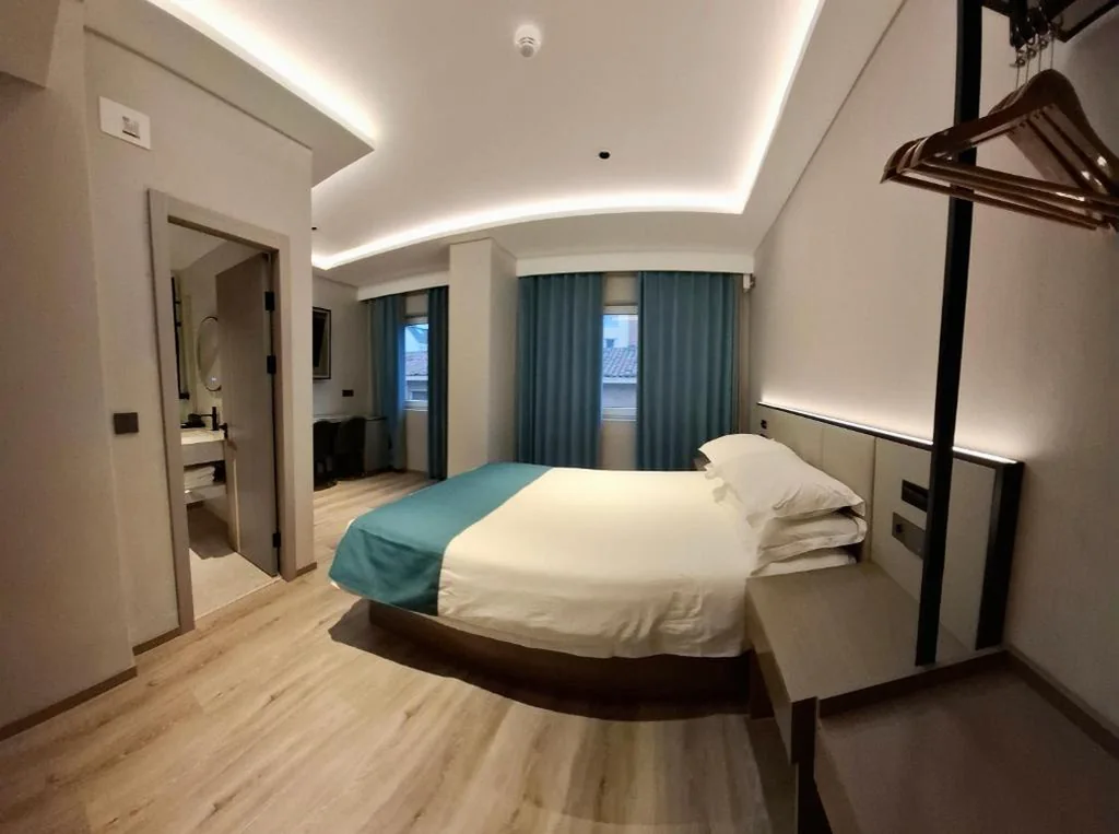 Habitación Triple Deluxe — Hotel Calagurris