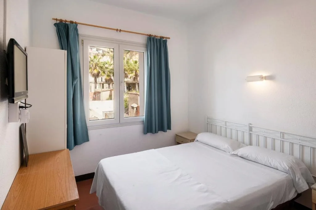 Habitación Individual — Hotel Caleta