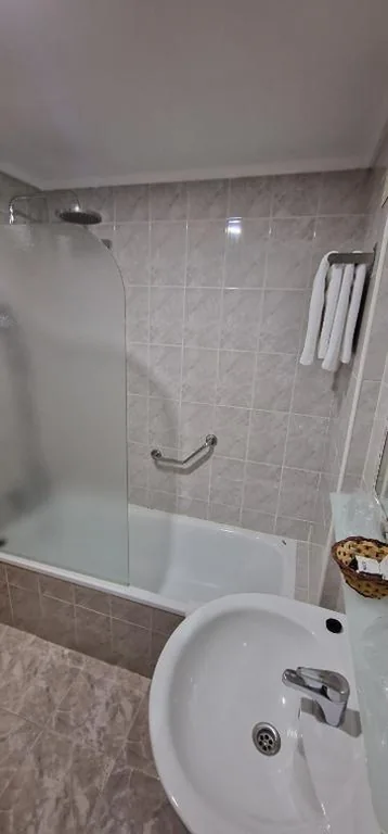 Habitación Estándar - 1 cama grande — Hotel Camargo