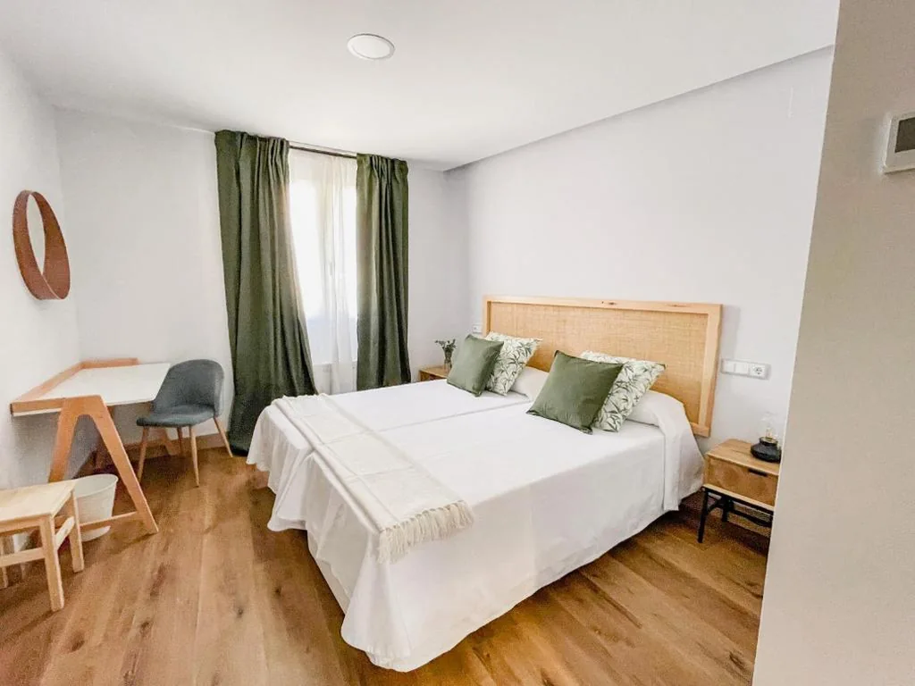 Tweepersoonskamer met 2 aparte bedden — Hotel Camino de las Estrellas