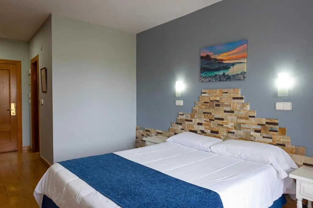 Doppelzimmer – 1 oder 2 Betten — Hotel Campomar