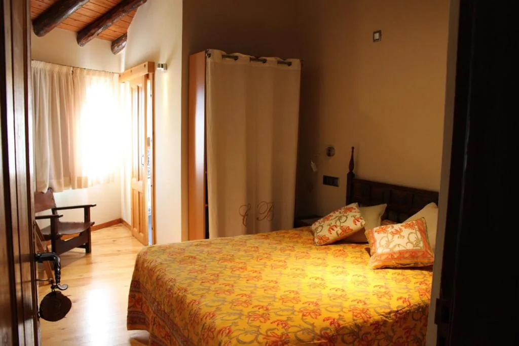 Familienzimmer — Hotel Can Borrell