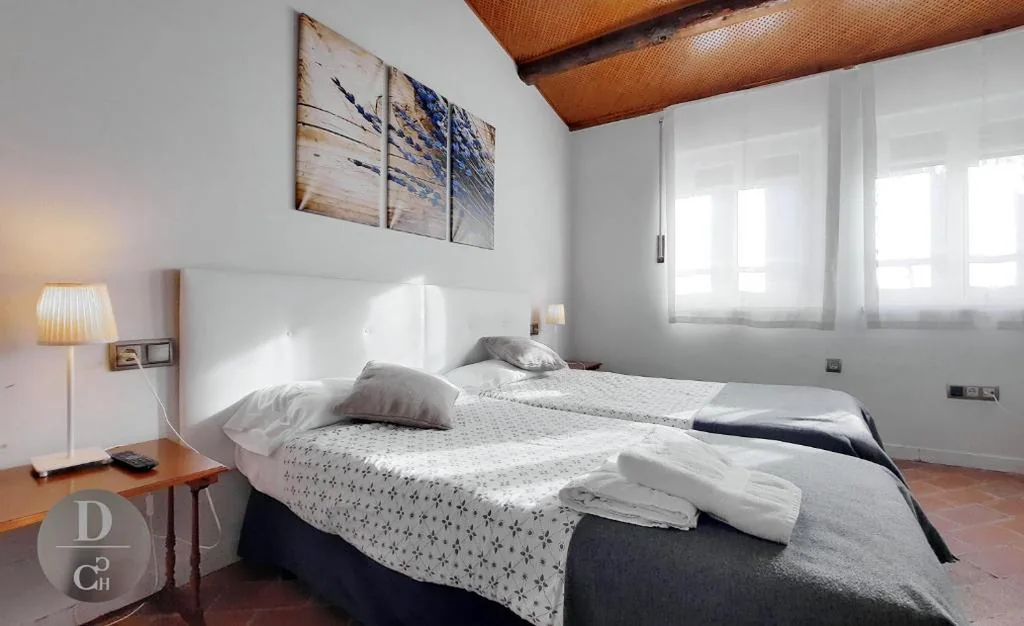 Camera doppia - 1 o 2 letti — Hotel Can Carol