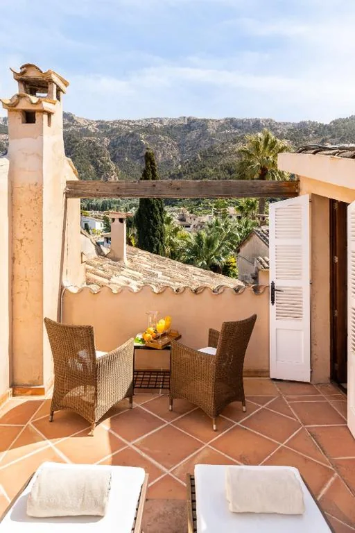 Junior Suite mit Terrasse — Hotel Can Roses