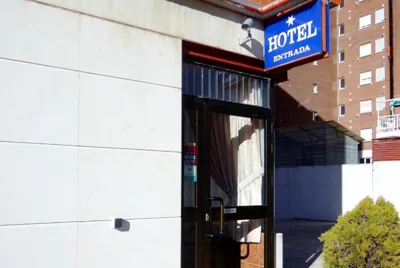 Hotel Can-Vic — 写真 12