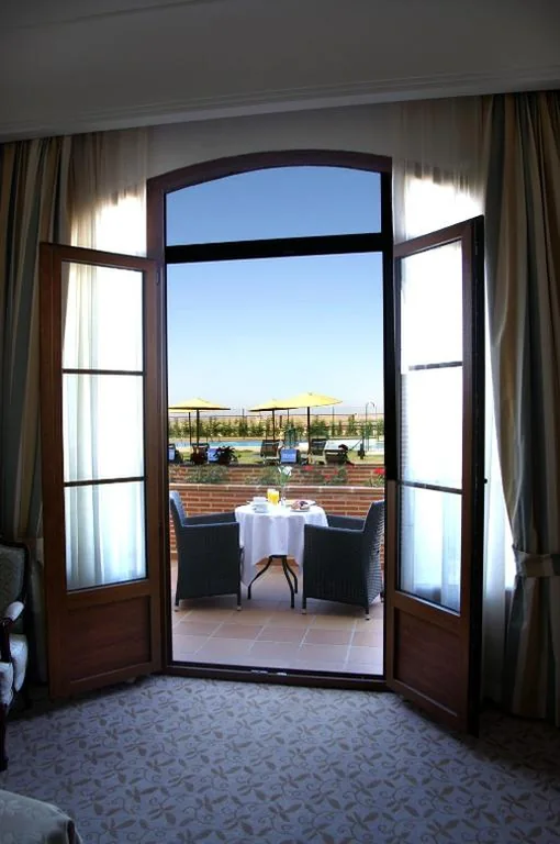Twin Room with Terrace — Hotel Cándido