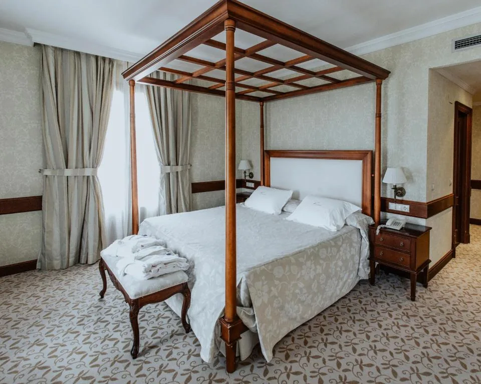Family Room — Hotel Cándido