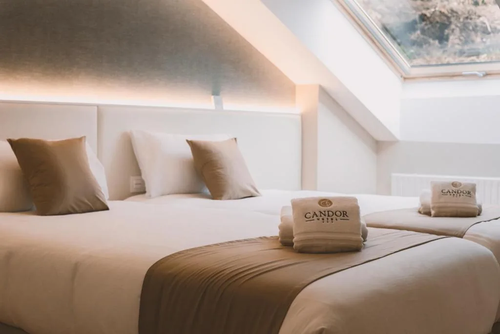 Quarto Familiar — HOTEL CANDOR