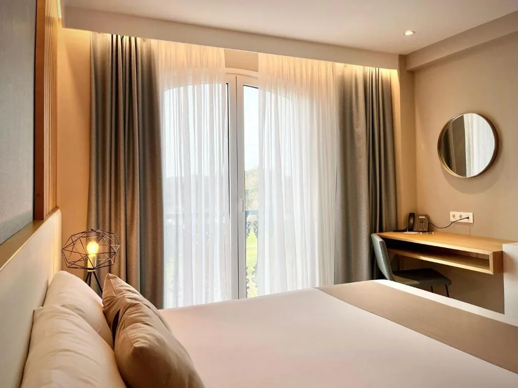 HOTEL CANDOR