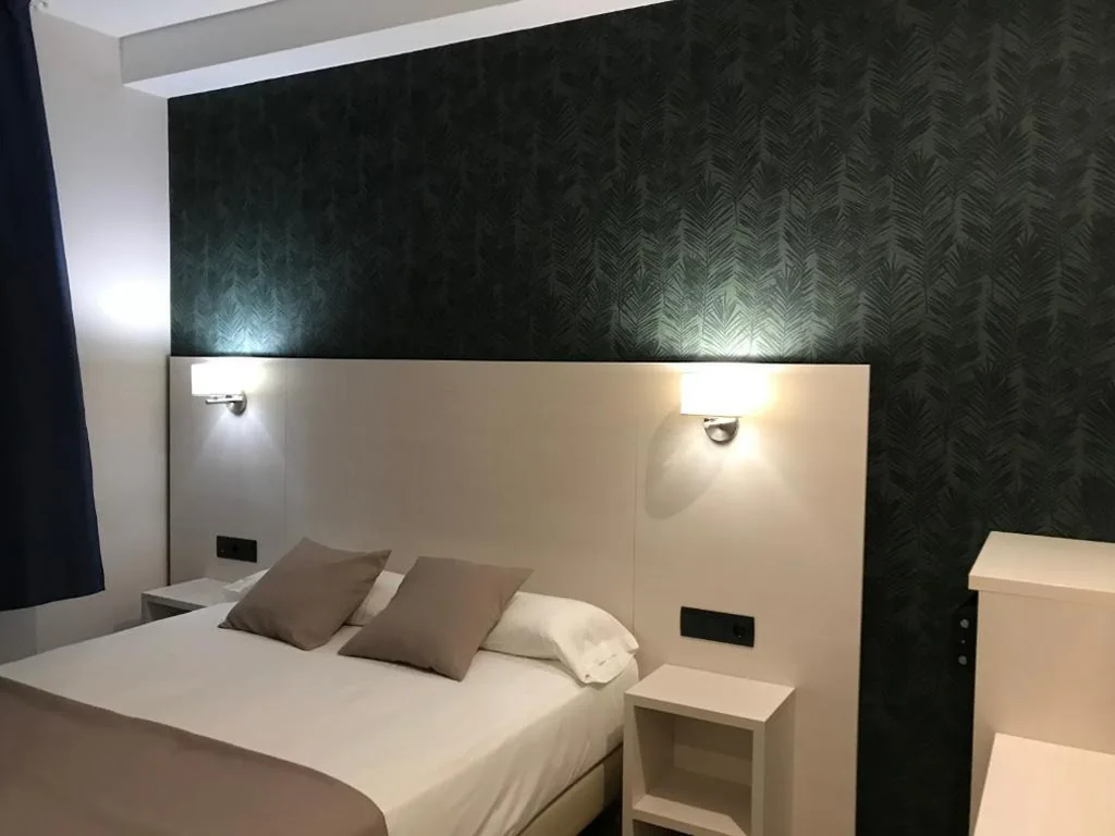 Habitación Doble Superior — Hotel Cantón